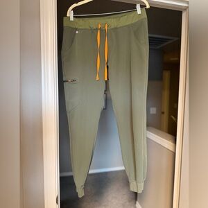Women’s FIGS Olive Green Zamora Jogger Pants